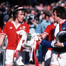 CAMISOLA RETRÔ MANCHESTER UNITED 1977