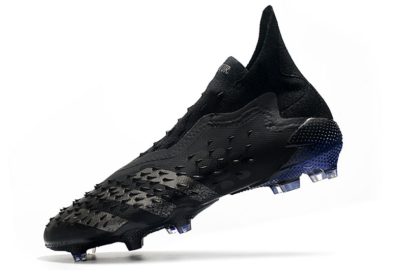 CHUTEIRA ADIDAS PREDATOR FREAK