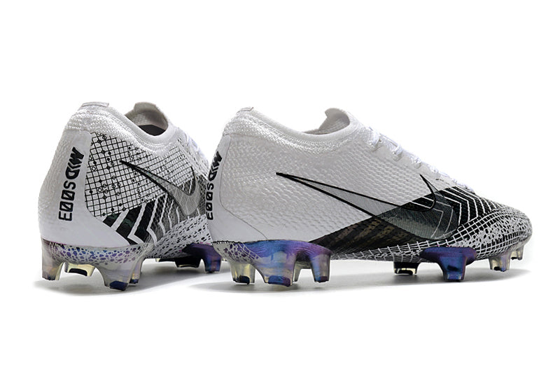 CHUTEIRA NIKE MERCURIAL VAPOR 13 ELITE FG