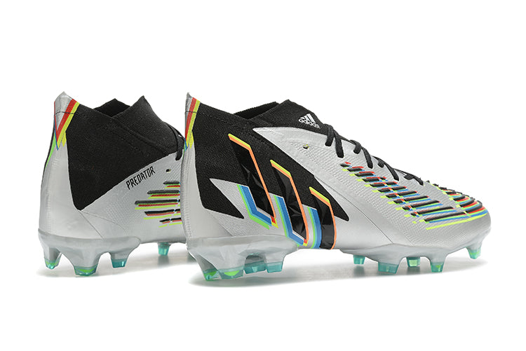 CHUTEIRA ADIDAS PREDATOR FIFA WORLD CUP QATAR 2022 EDGE FG