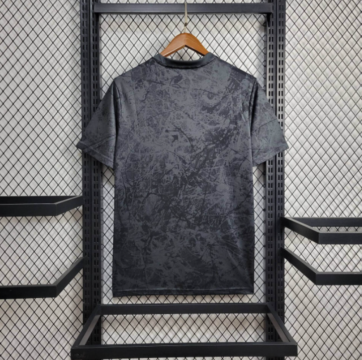 CAMISOLA MANCHESTER UNITED 24/25 PRETO EDIÇÃO ESPECIAL
