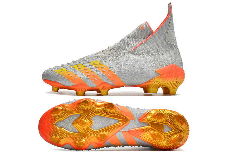 CHUTEIRA ADIDAS PREDATOR FREAK FG