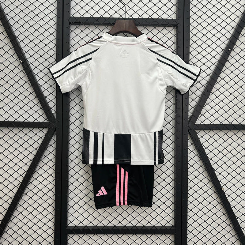 KIT INFANTIL JUVENTUS I 25/26