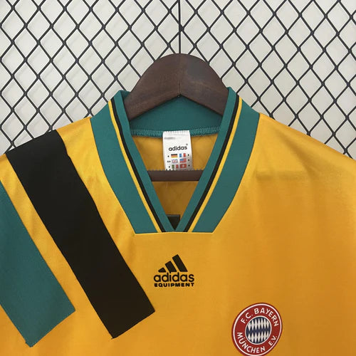 CAMISOLA RETRÔ BAYERN  MUNICH 93/94
