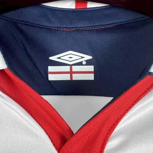 CAMISOLA RETRÔ INGLATERRA  2004