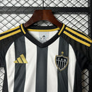 KIT INFANTIL DO ATLETICO MINEIRO 25/26 PRETO E BRANCO