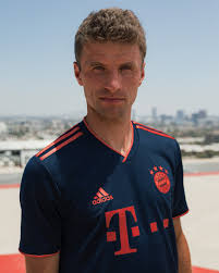 CAMISOLA RETRÔ BAYERN  MUNICH III 19/20